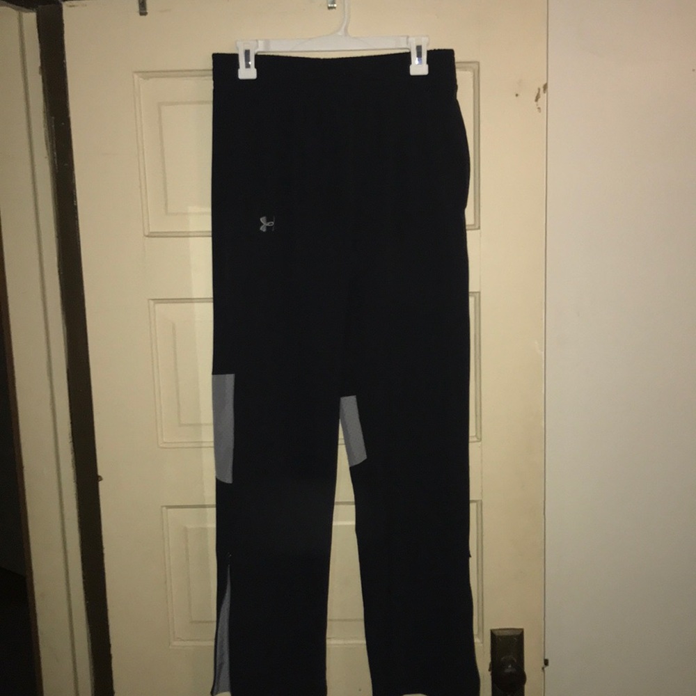 Under Armour HeatGear Loose fit sweatpants.